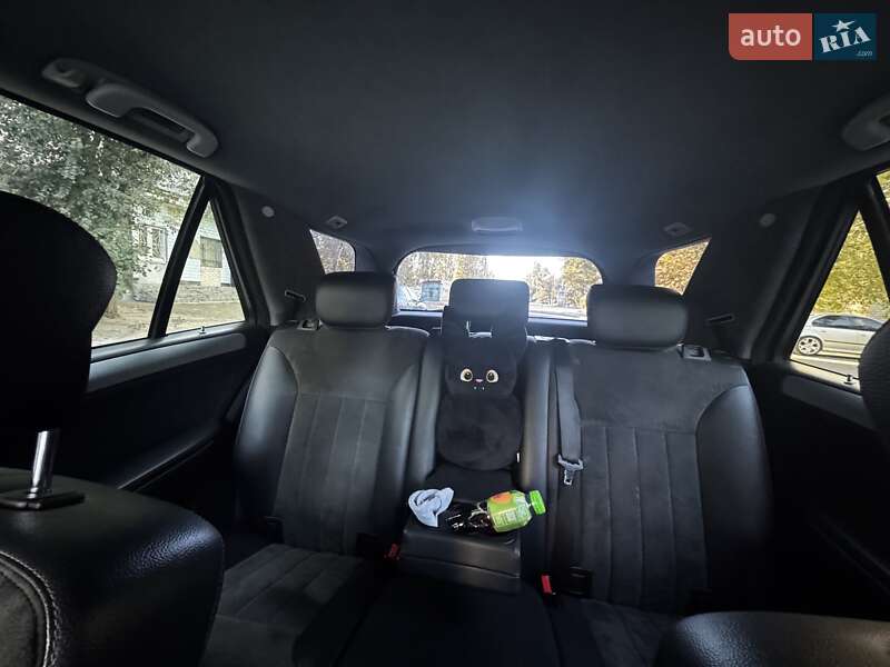 Mercedes-Benz M-Class 2007