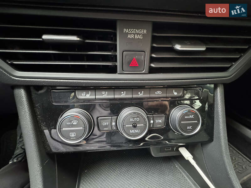 Volkswagen Jetta 2019