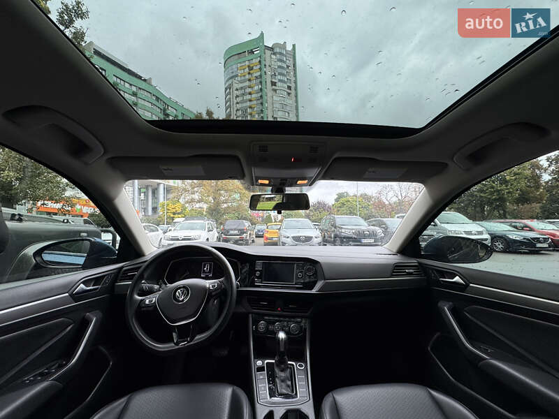 Volkswagen Jetta 2019