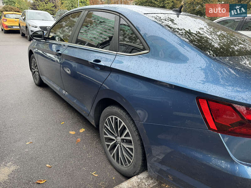 Volkswagen Jetta 2019