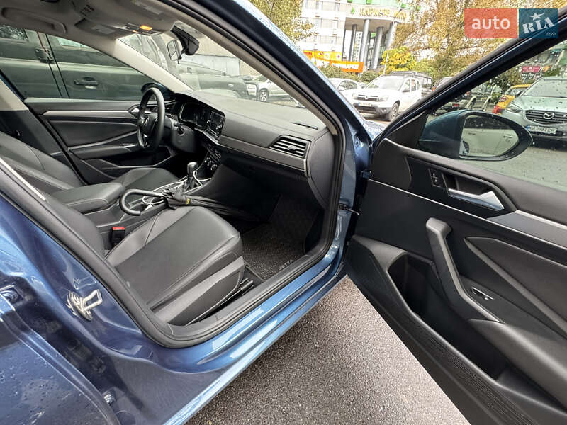 Volkswagen Jetta 2019