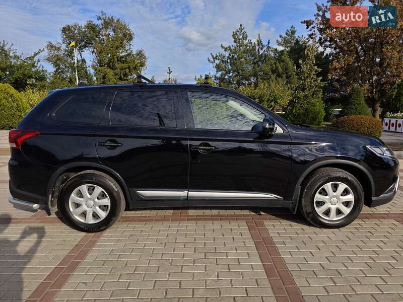 Mitsubishi Outlander 2019