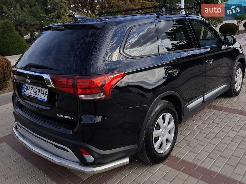 Mitsubishi Outlander 2019