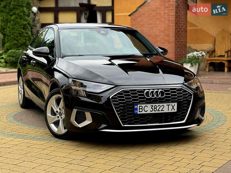 Audi-8