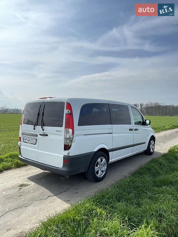 Mercedes-Benz Vito 2011