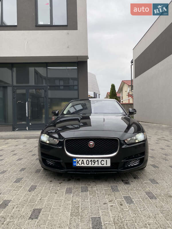 Jaguar XE 2016