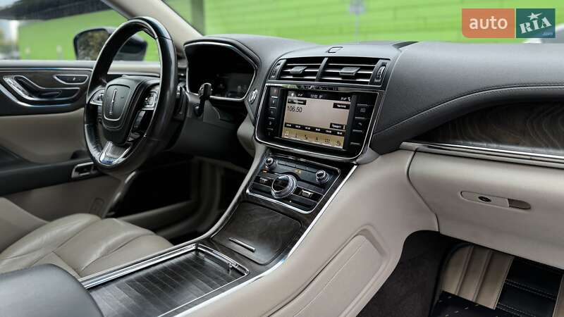 Lincoln Continental 2016