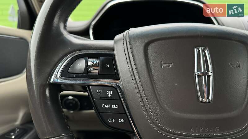 Lincoln Continental 2016