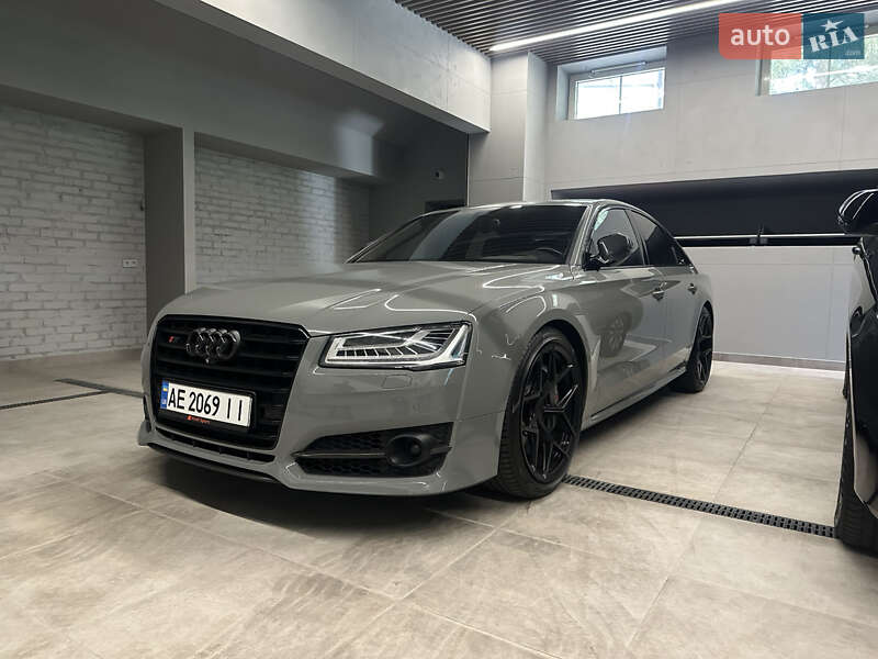 Audi-4