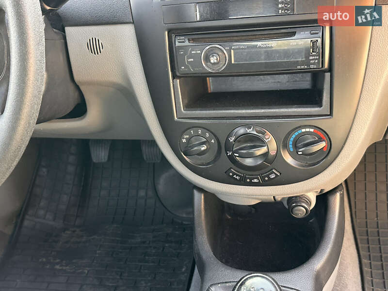 Chevrolet Lacetti 2011