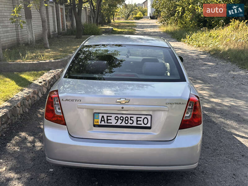 Chevrolet Lacetti 2011