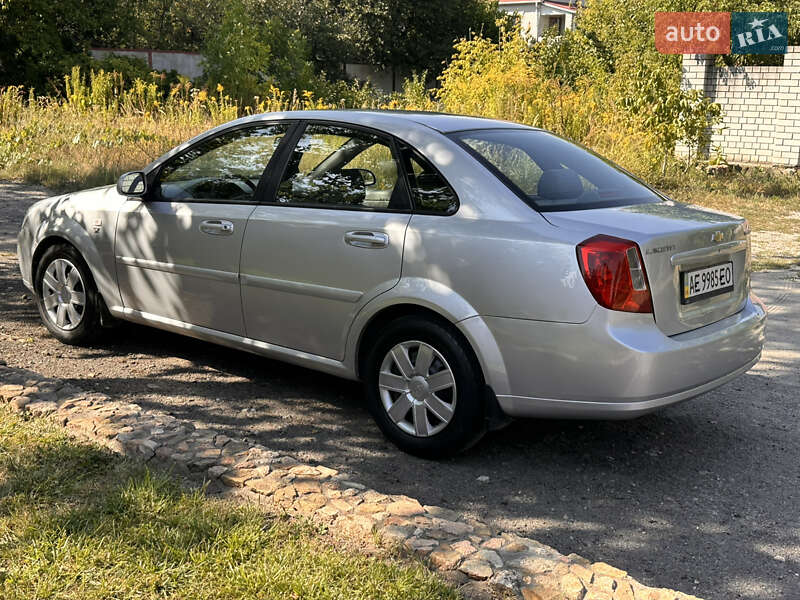 Chevrolet Lacetti 2011