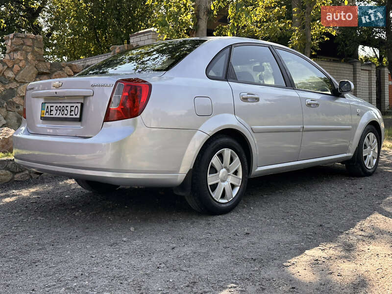 Chevrolet Lacetti 2011