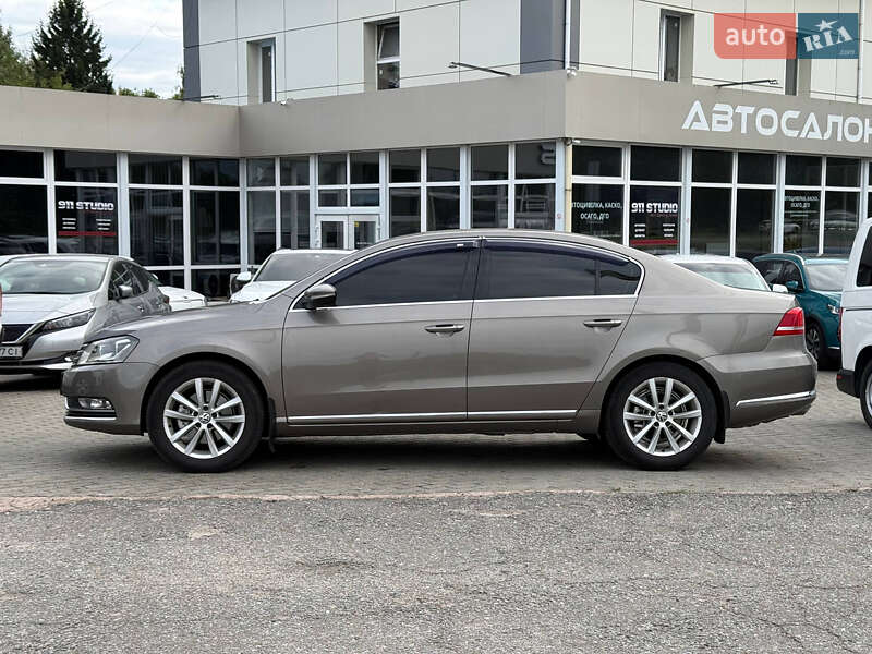 Volkswagen Passat 2011