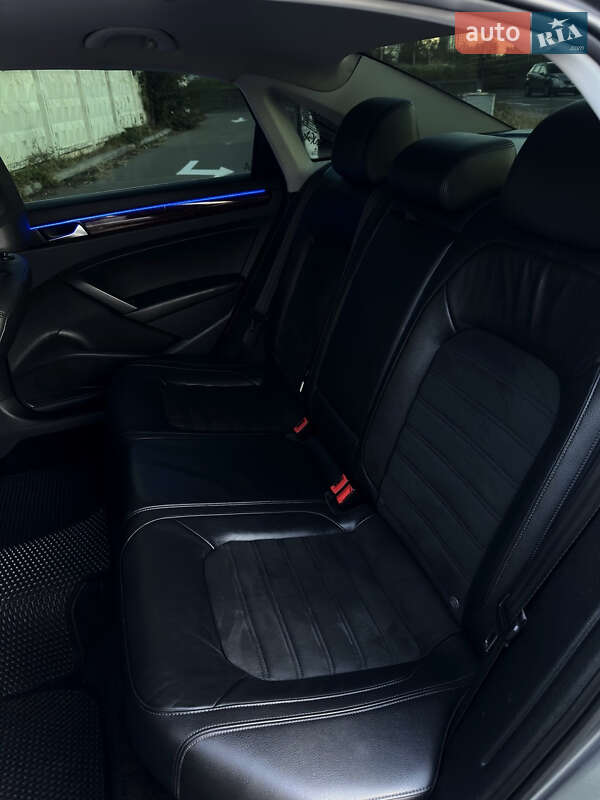 Volkswagen Passat 2013