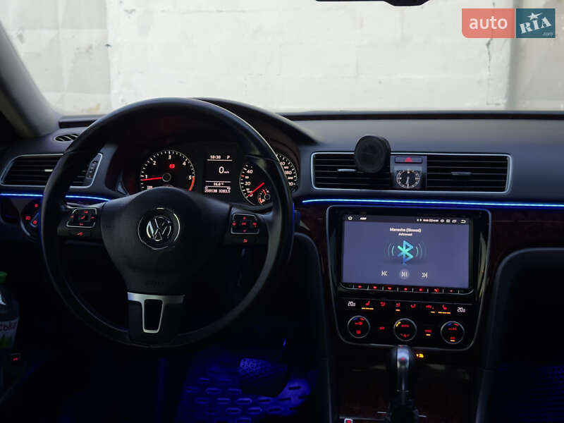 Volkswagen Passat 2013