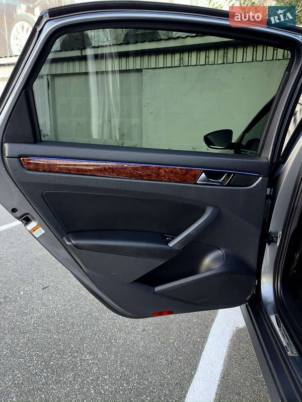 Volkswagen Passat 2013