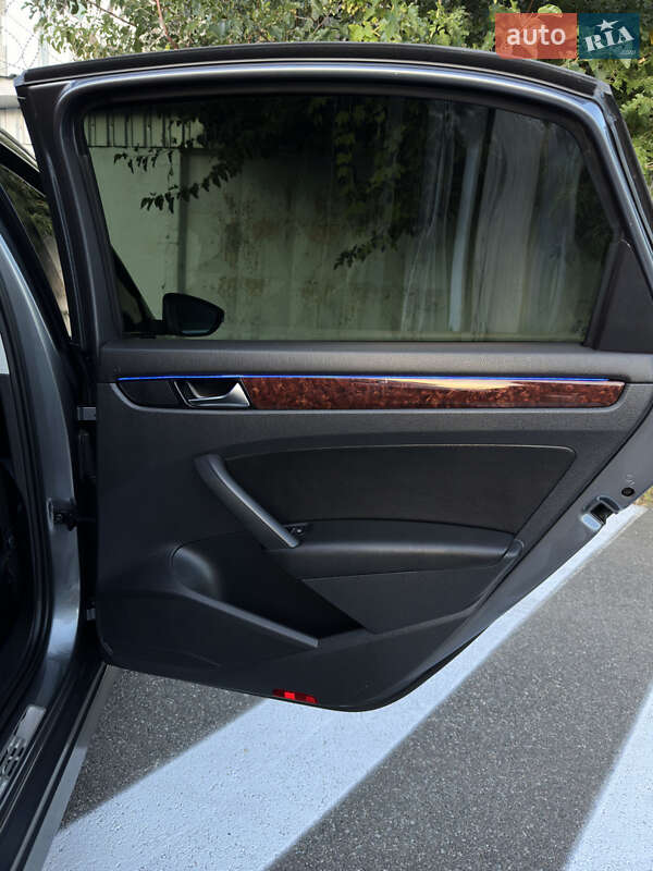 Volkswagen Passat 2013