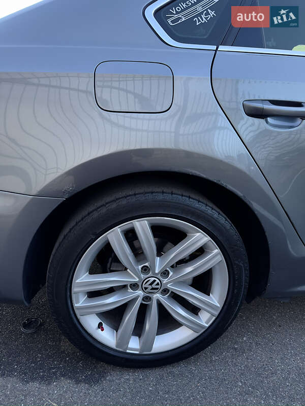 Volkswagen Passat 2013