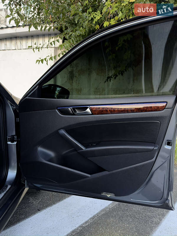 Volkswagen Passat 2013