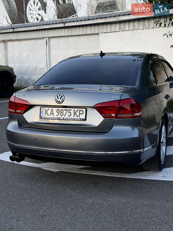 Volkswagen Passat 2013