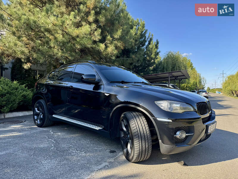 BMW X6 2012