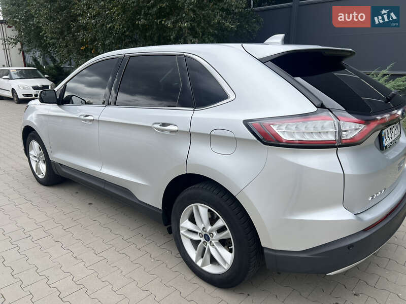 Ford Edge 2015
