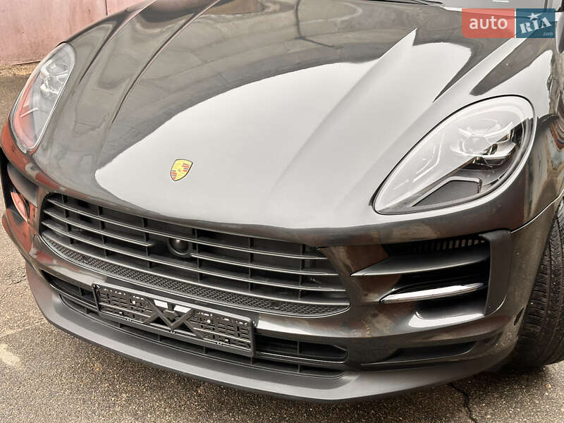 Porsche-8