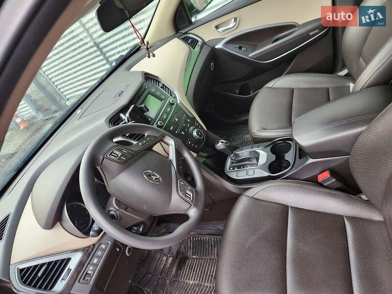 Hyundai Santa FE 2016