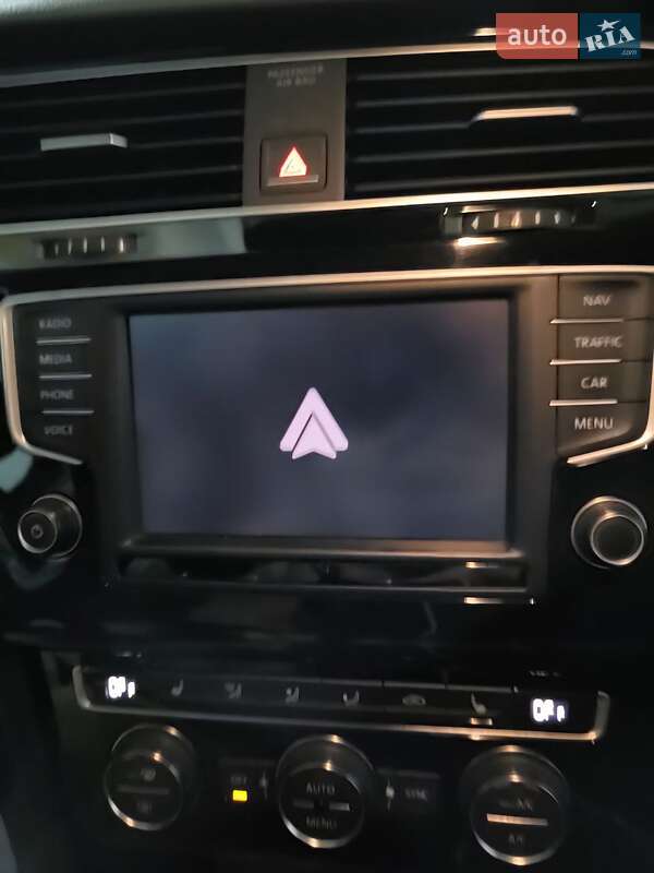 Volkswagen Golf 2016