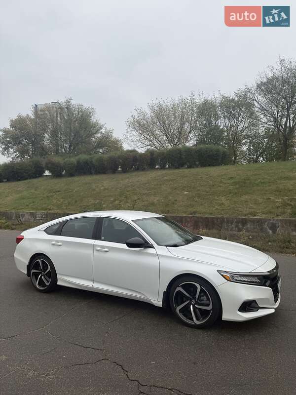 Honda Accord 2022