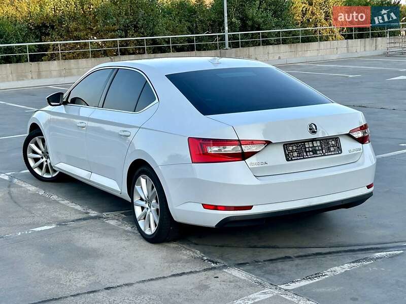 Skoda Superb 2015