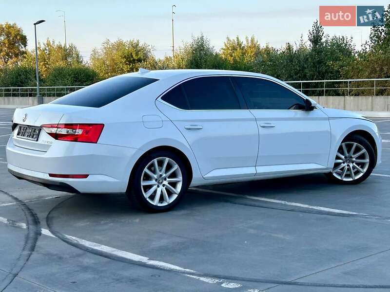 Skoda Superb 2015