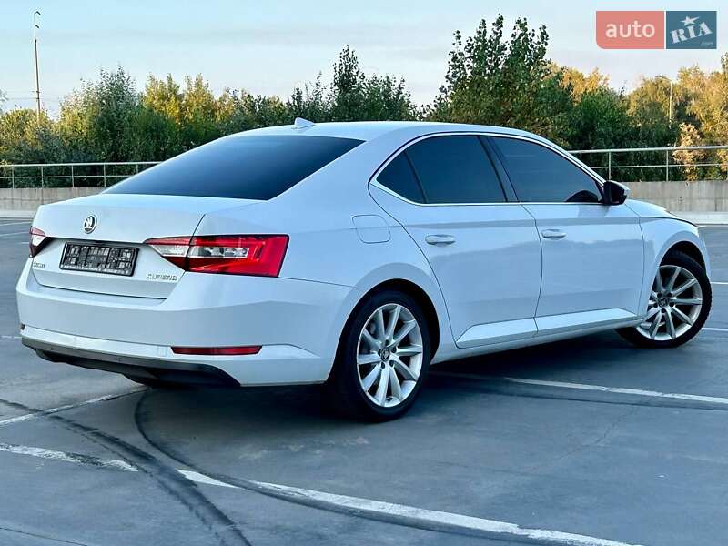 Skoda Superb 2015