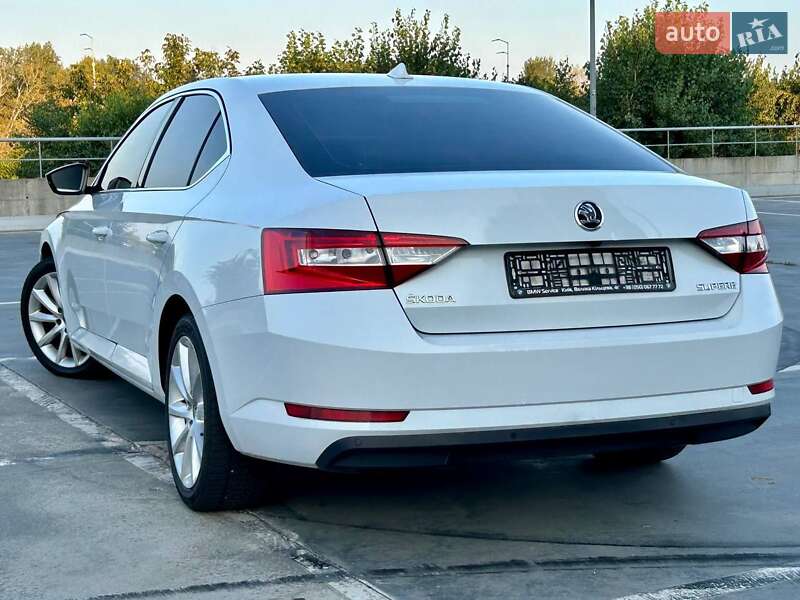 Skoda Superb 2015