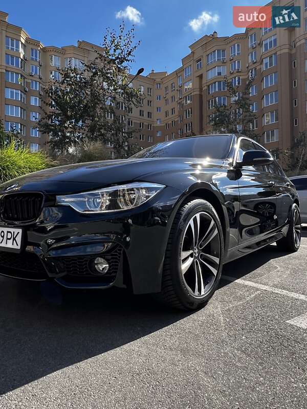 BMW 3 Series 2017