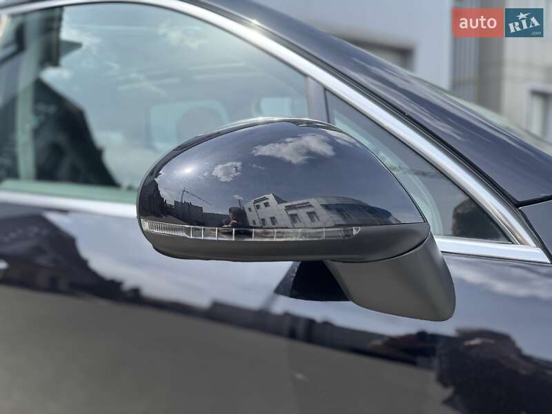 Volkswagen Touareg 2014