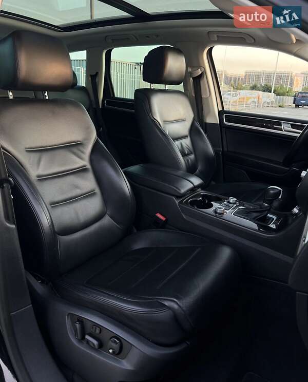 Volkswagen Touareg 2014