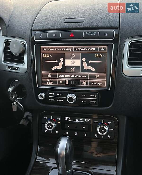 Volkswagen Touareg 2014