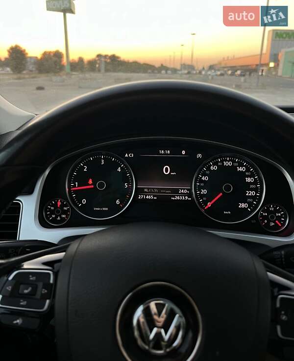 Volkswagen Touareg 2014