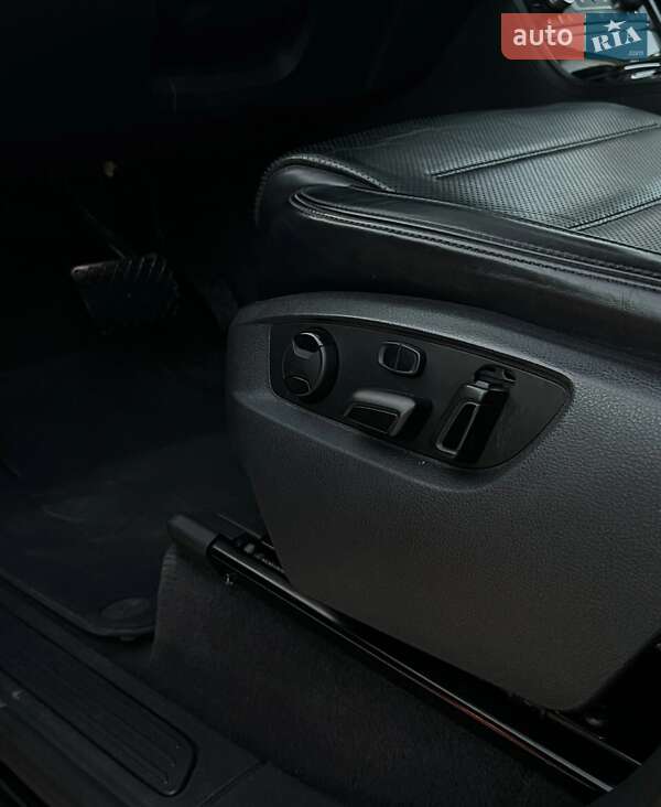 Volkswagen Touareg 2014