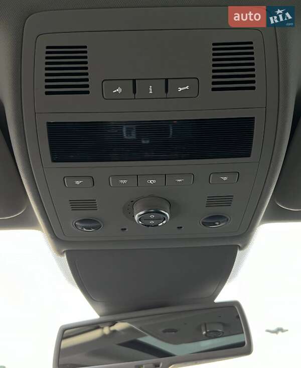 Volkswagen Touareg 2014