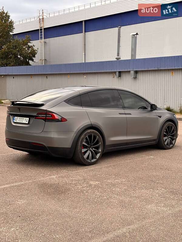 Tesla Model X 2019