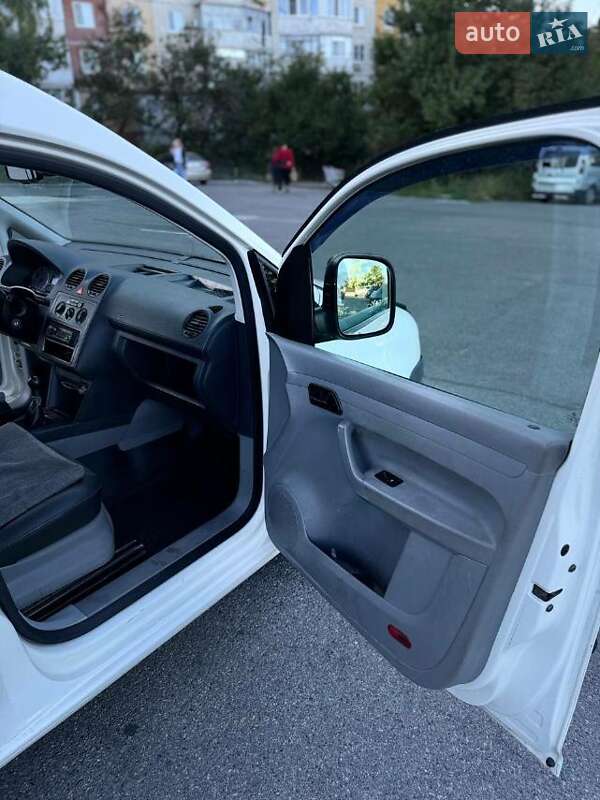 Volkswagen Caddy 2009