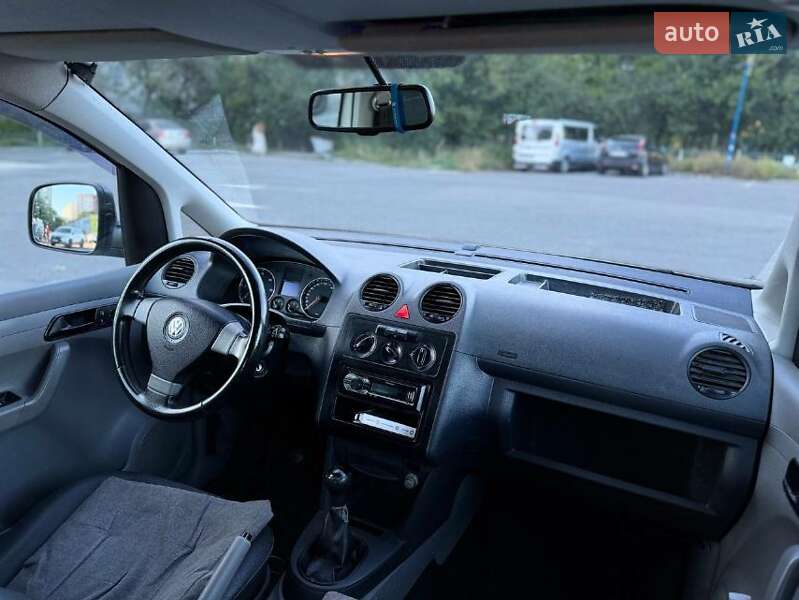 Volkswagen Caddy 2009