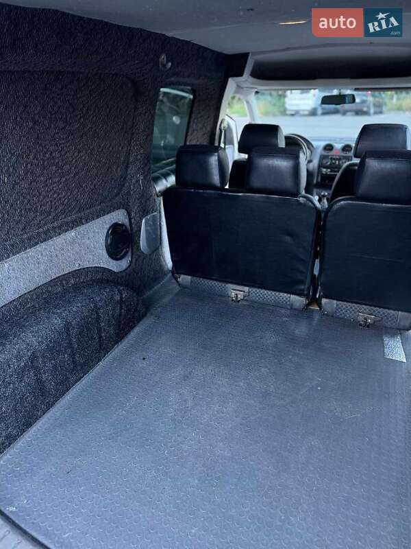 Volkswagen Caddy 2009