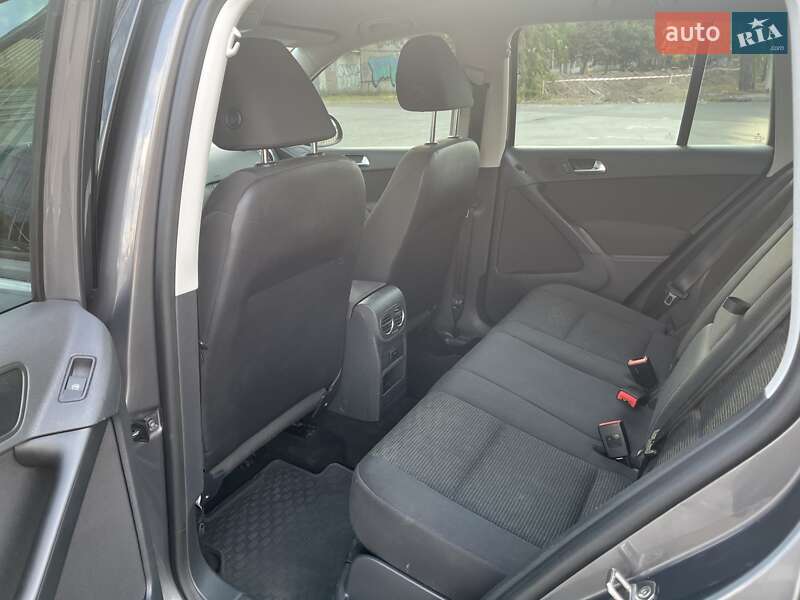 Volkswagen Tiguan 2015