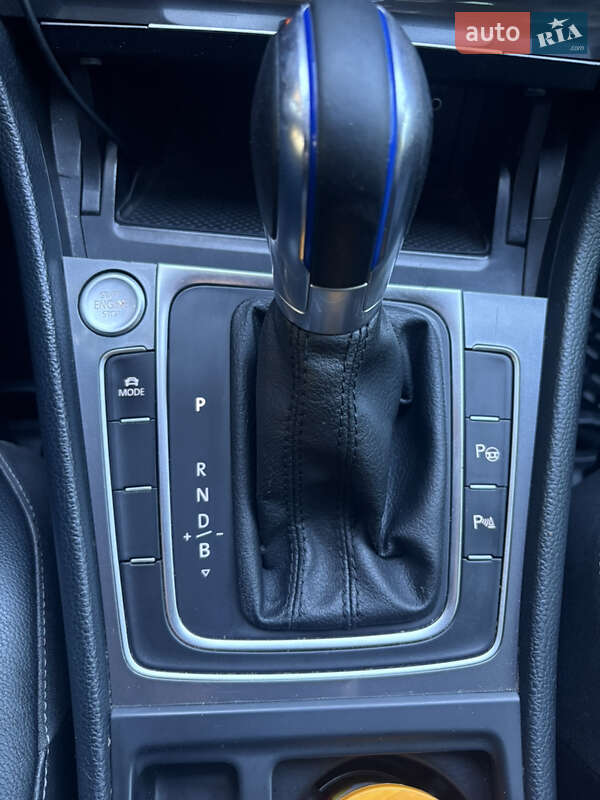 Volkswagen Golf 2015