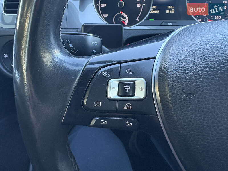 Volkswagen Golf 2015