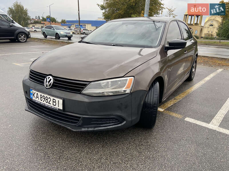 Volkswagen Jetta 2014